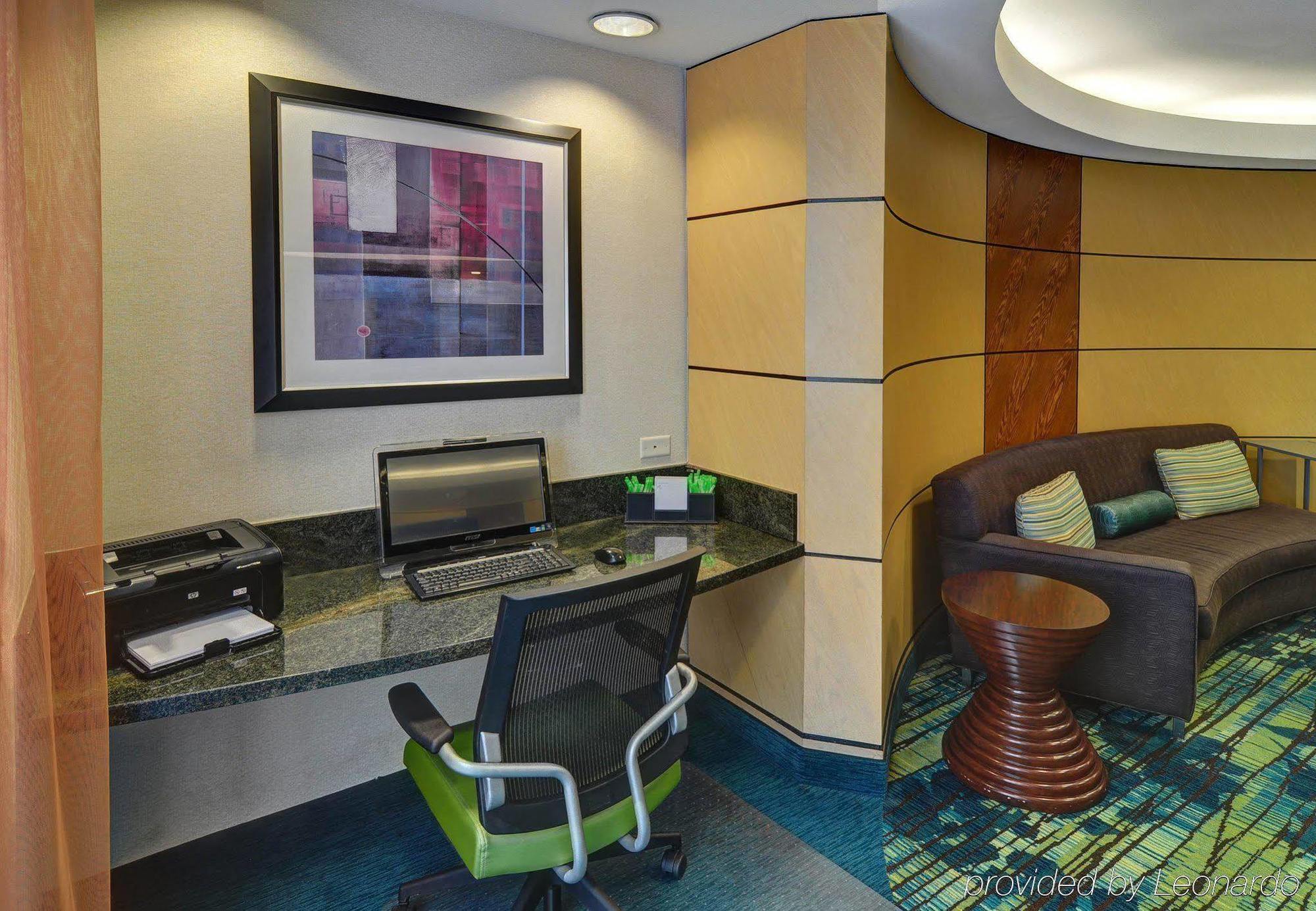 Springhill Suites By Marriott Dallas Nw Highway At Stemmons / I-35East Extérieur photo